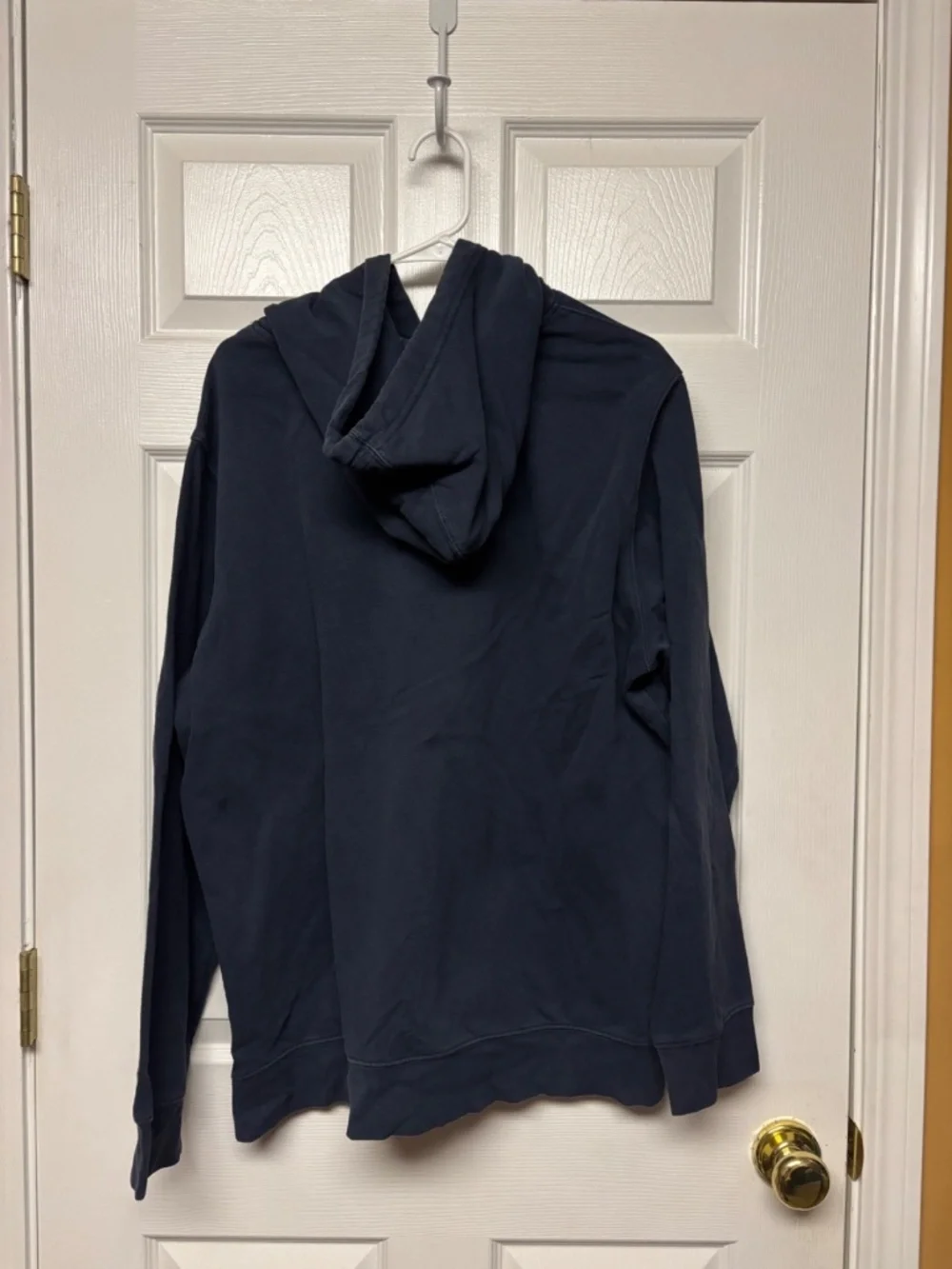 Share The North Face Dark Blue Hoodie Size: XL